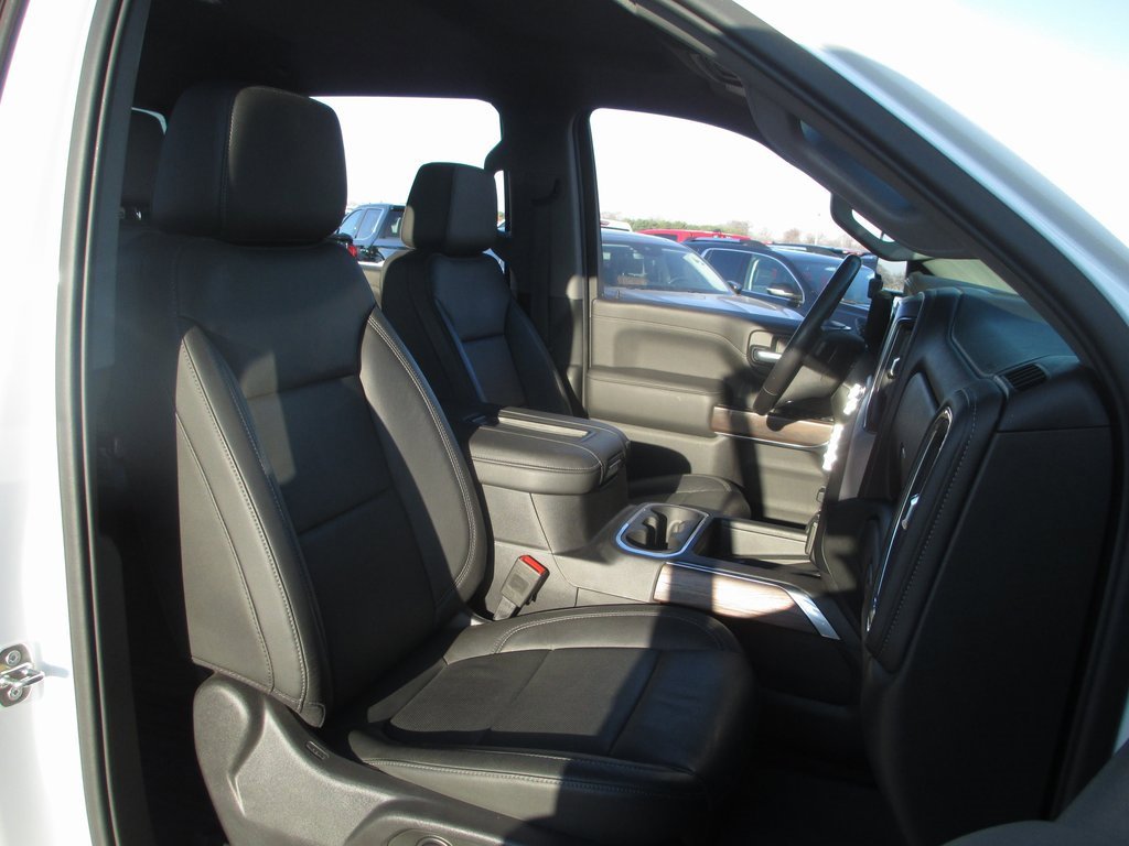 Certified 2020 GMC Sierra 3500 SLT w/ SLT Convenience Package image 23