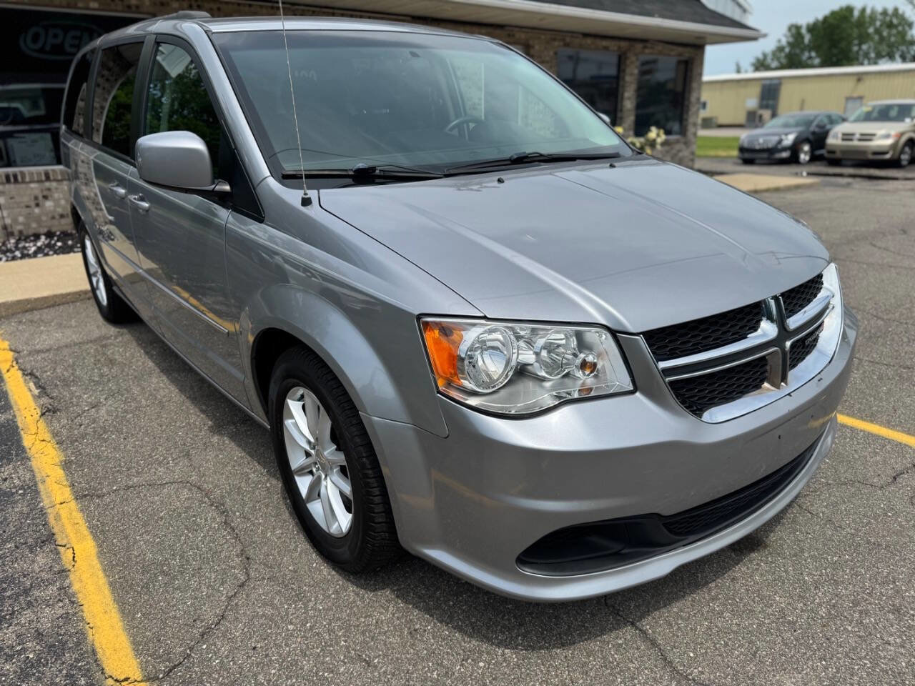 Used 2016 Dodge Grand Caravan SXT