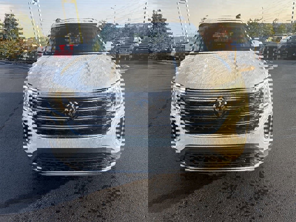 New 2026 Volkswagen Atlas SE image 2