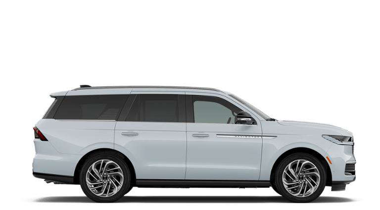 New 2026 Lincoln Navigator Reserve AWD/4WD image 5