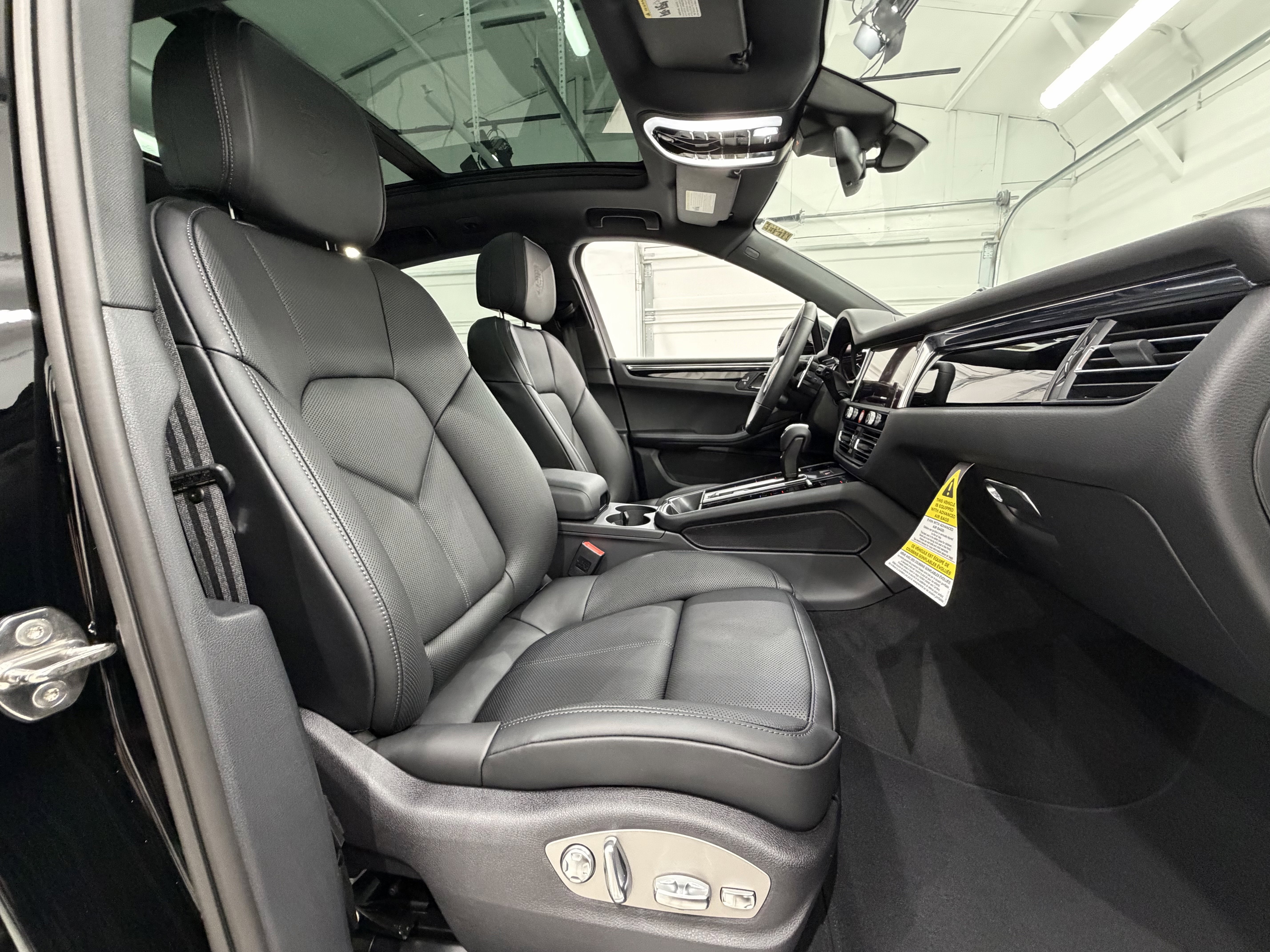 New 2026 Porsche Macan S image 22