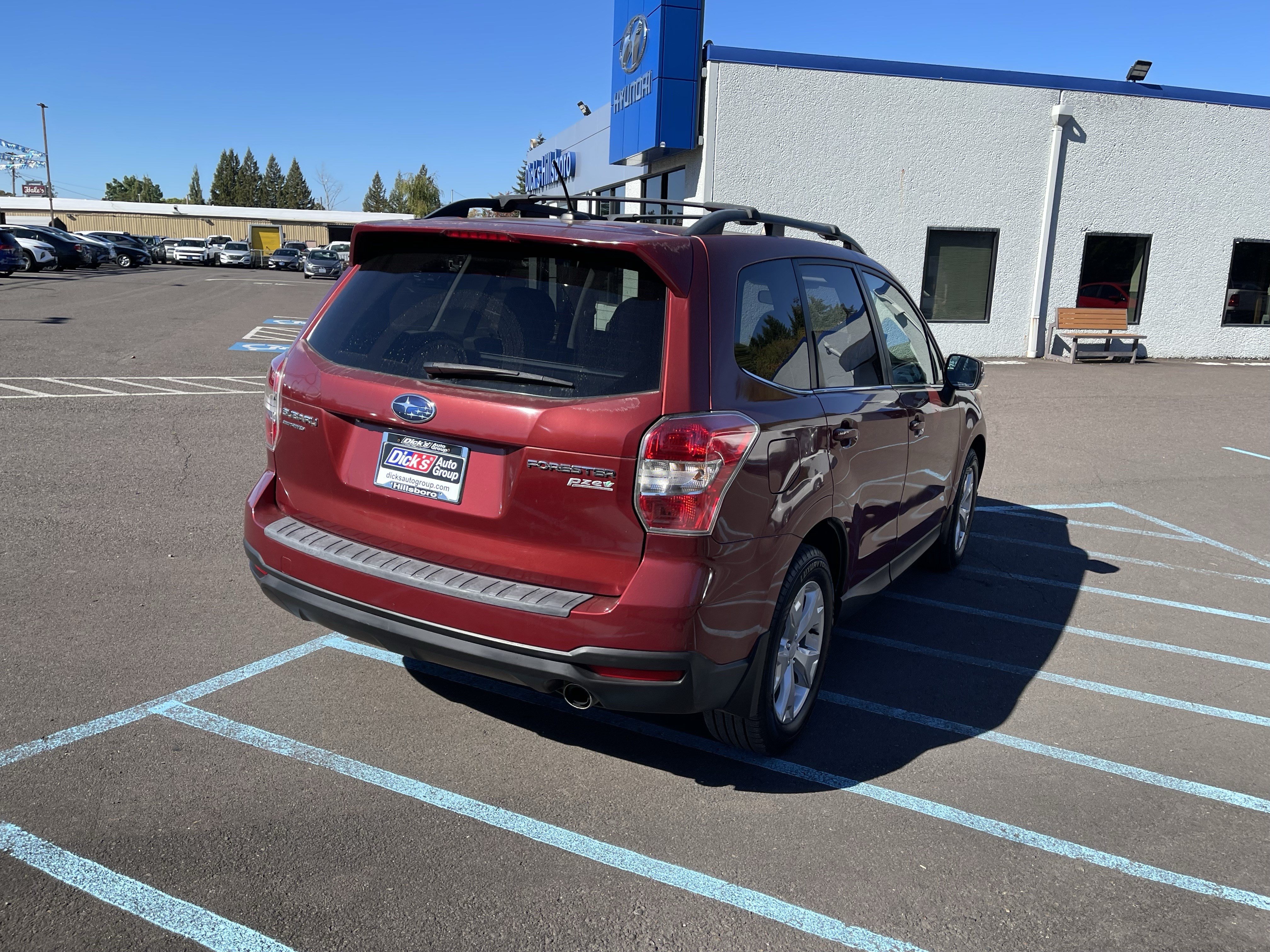 Used 2014 Subaru Forester 2.5i Touring AWD/4WD image 5