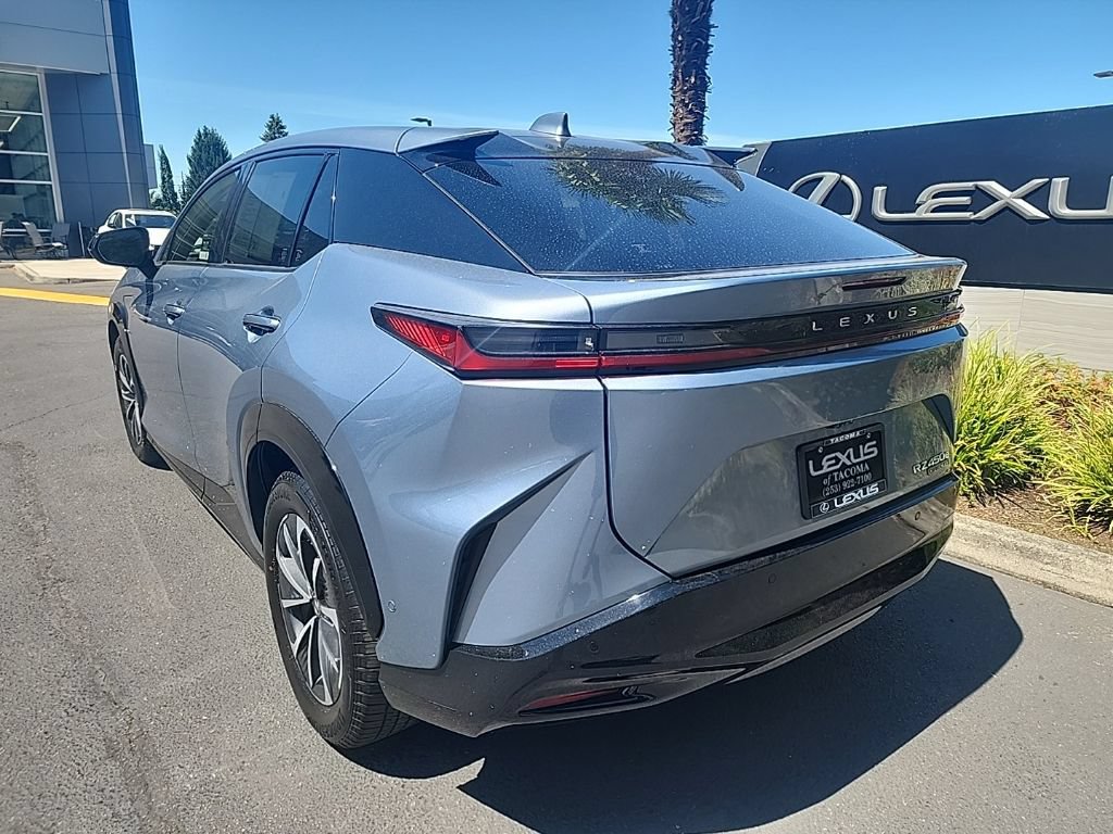 Certified 2023 Lexus RZ 450e Premium w/ Technology Package AWD/4WD image 3