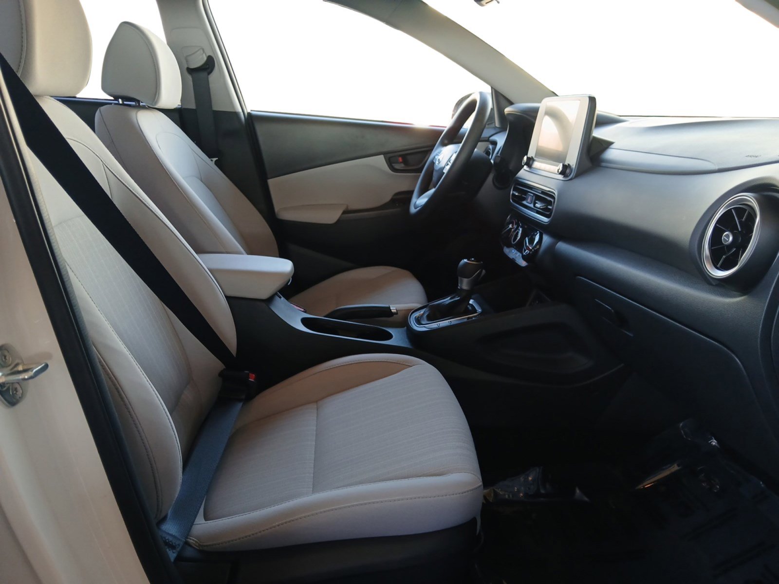 Certified 2023 Hyundai Kona SEL image 17