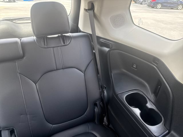 Certified 2023 Honda Pilot Elite image 25