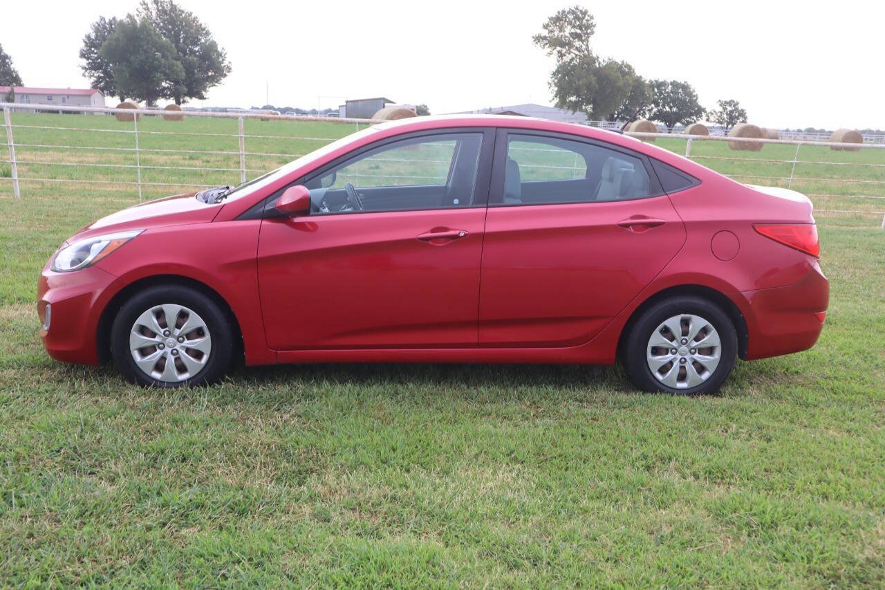 Used 2017 Hyundai Accent SE FWD image 10