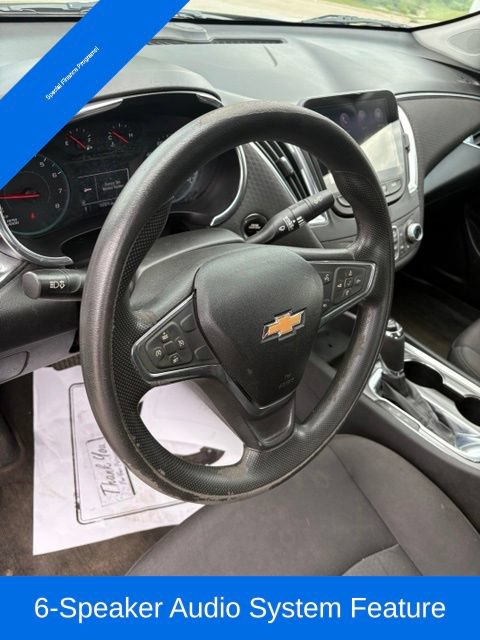 Used 2019 Chevrolet Malibu LT FWD image 16