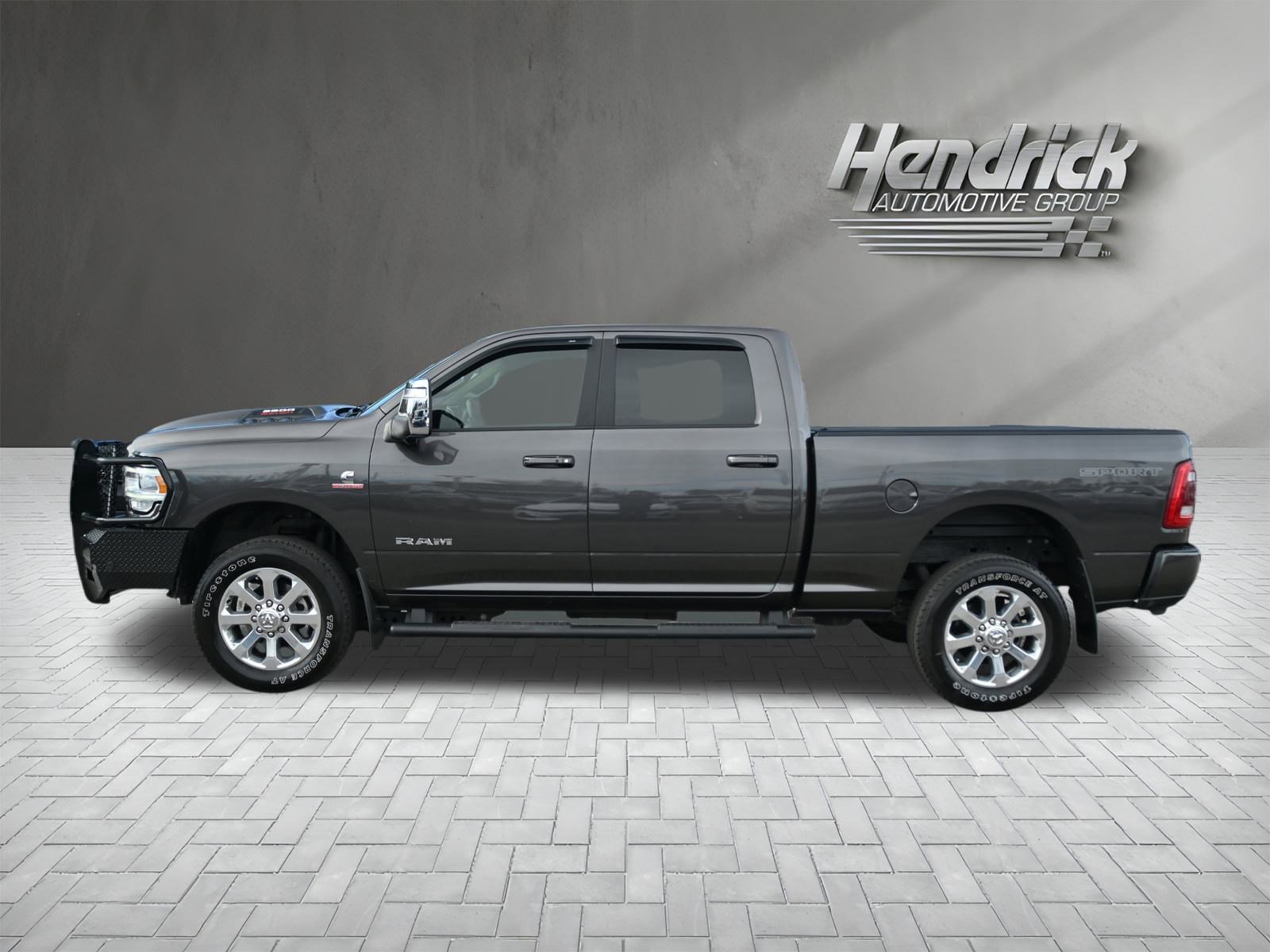 Used 2024 RAM 2500 Laramie w/ Sport Appearance Package image 10