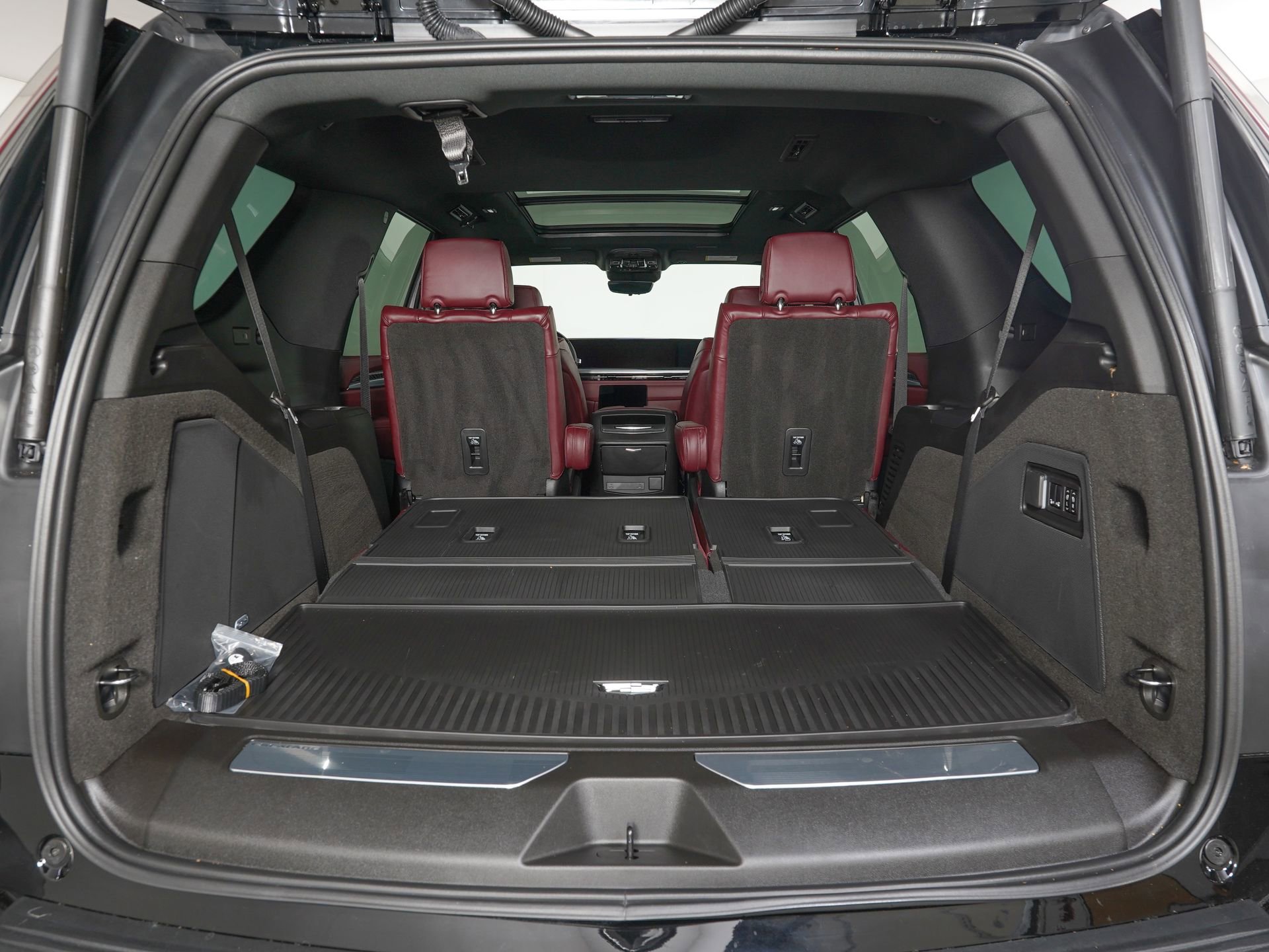 Used 2026 Cadillac Escalade Sport w/ Touring Package AWD/4WD image 13