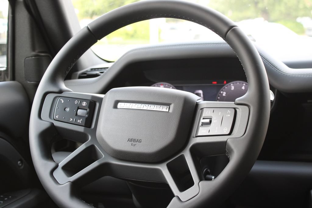 New 2026 Land Rover Defender 110 S AWD/4WD image 10
