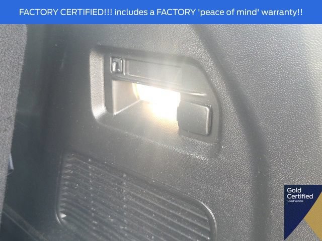 Used 2024 Ford Explorer XLT w/ Equipment Group 202A AWD/4WD image 14