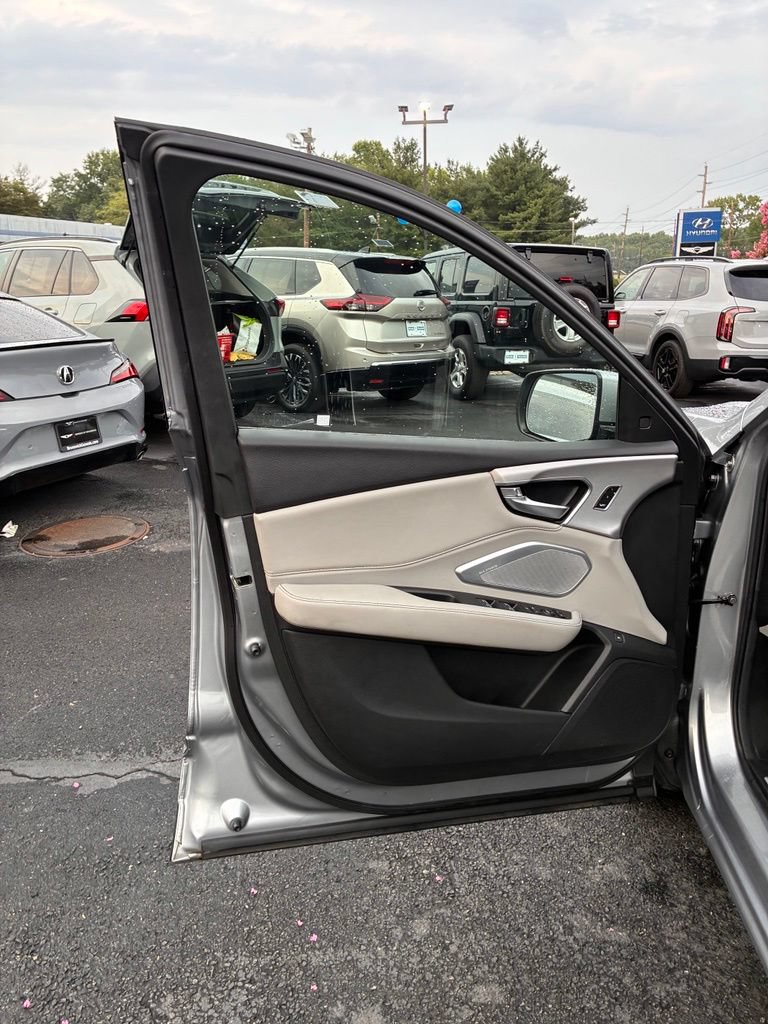 Used 2023 Acura RDX w/ Technology Package AWD/4WD image 28