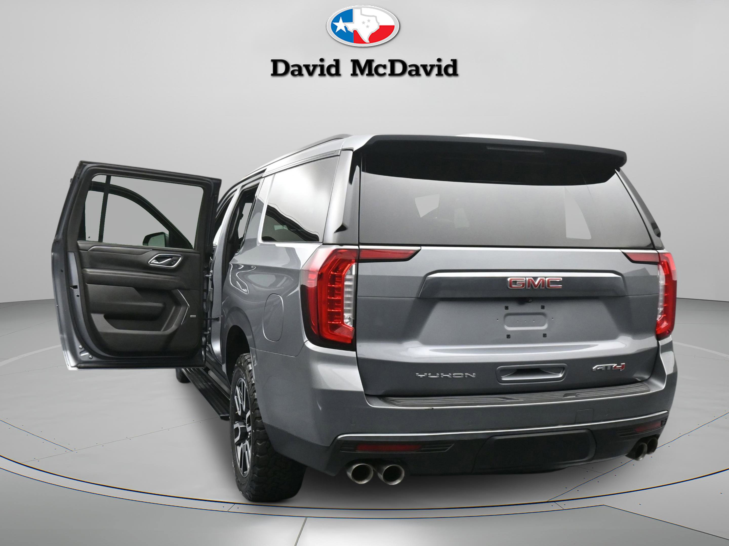 Used 2022 GMC Yukon XL AT4 image 15