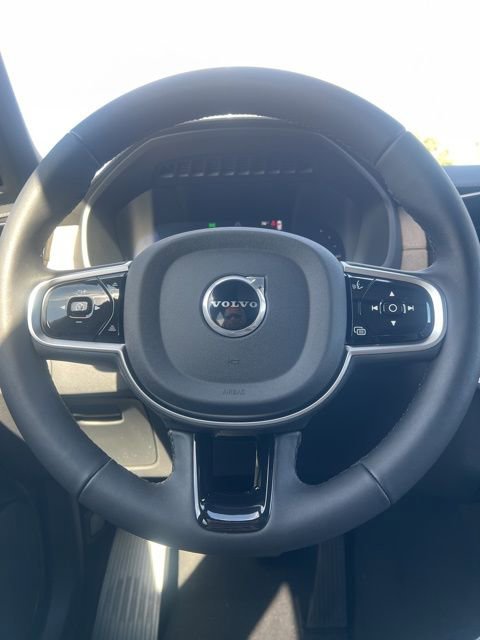 New 2026 Volvo XC90 T8 Plus w/ Protection Package image 11