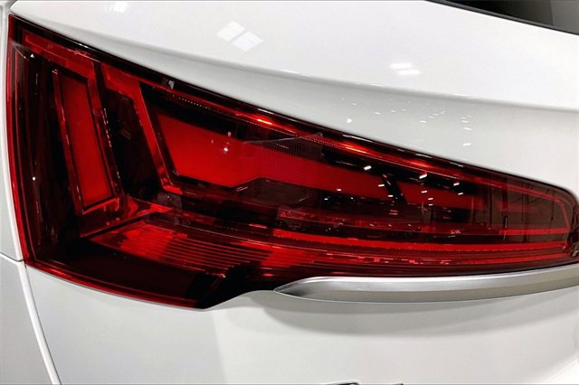 Used 2021 Audi Q5 2.0T Premium image 31
