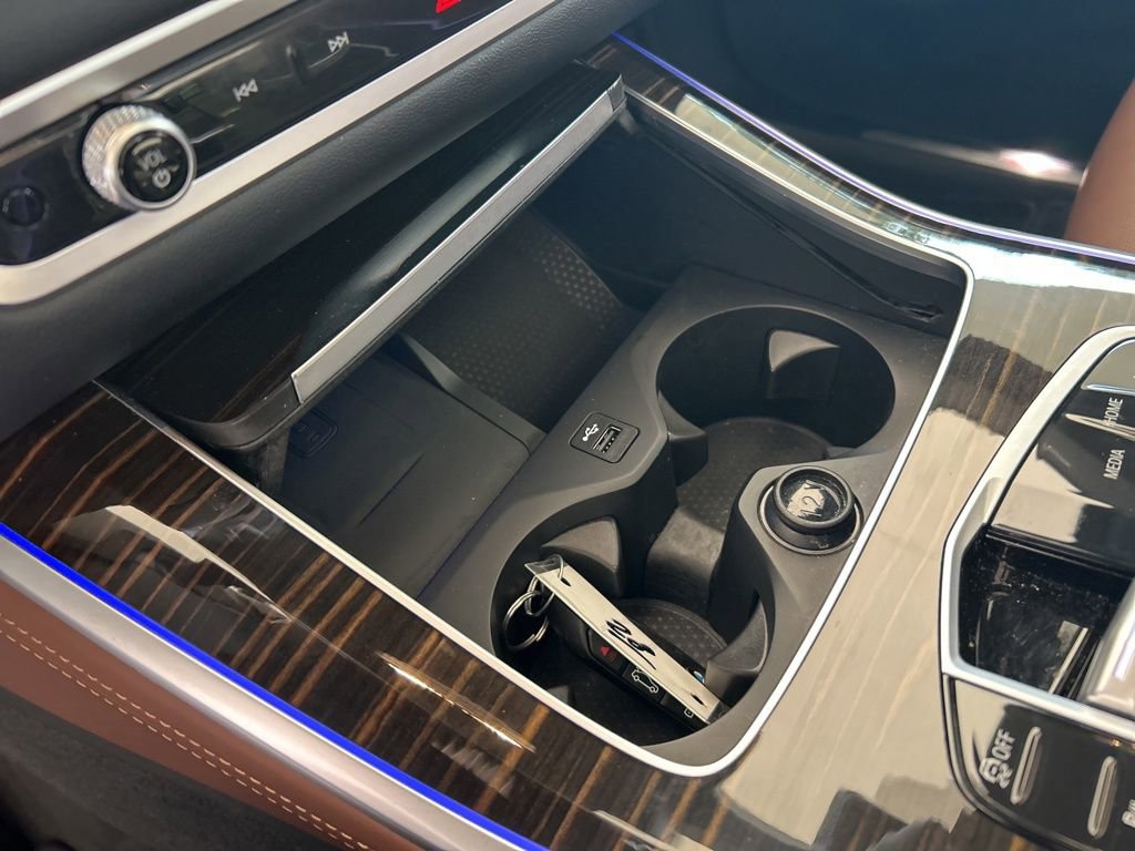 Used 2025 BMW X5 xDrive50e image 56