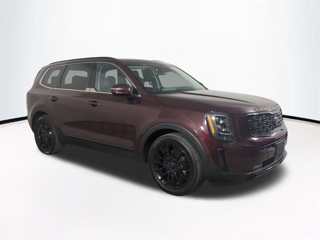 Used 2021 Kia Telluride SX w/ Nightfall Edition Package AWD/4WD image 2