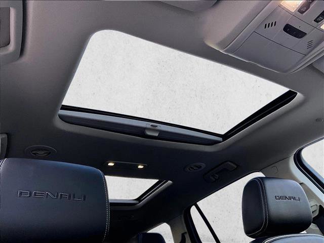 Certified 2023 GMC Acadia Denali w/ Black Diamond Edition image 17