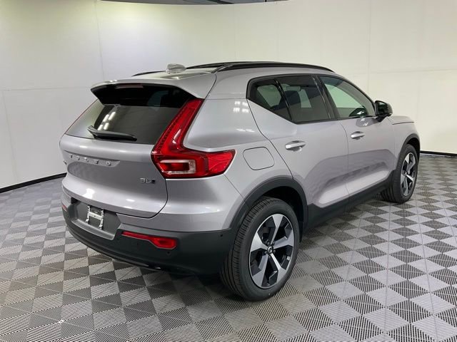 New 2026 Volvo XC40 B5 Plus w/ Protection Package Premier image 6