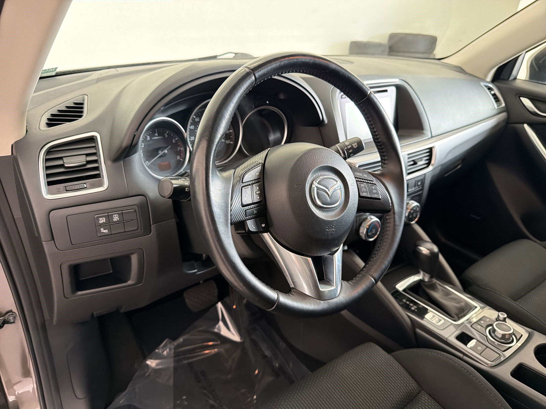 Used 2016 MAZDA CX-5 Touring w/ Bose/Moonroof Package image 4