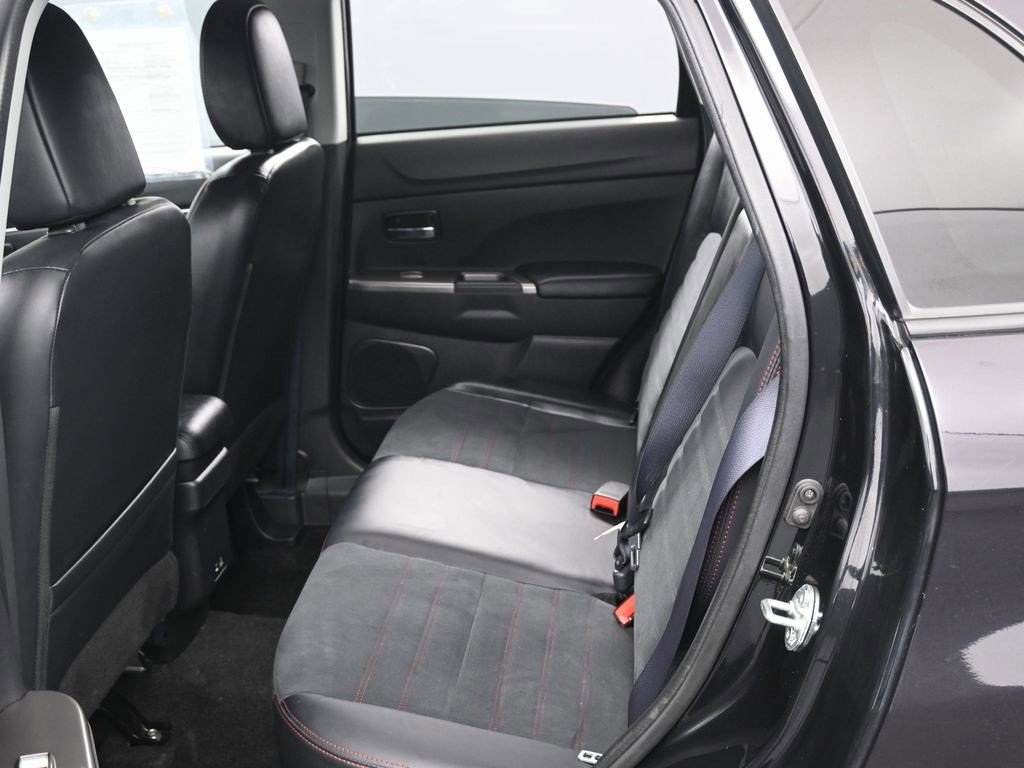 Used 2024 Mitsubishi Outlander Sport SE image 30