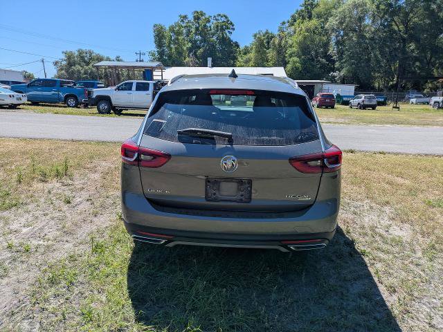 Used 2018 Buick Regal Preferred w/ Sights and Sounds Package AWD/4WD image 2
