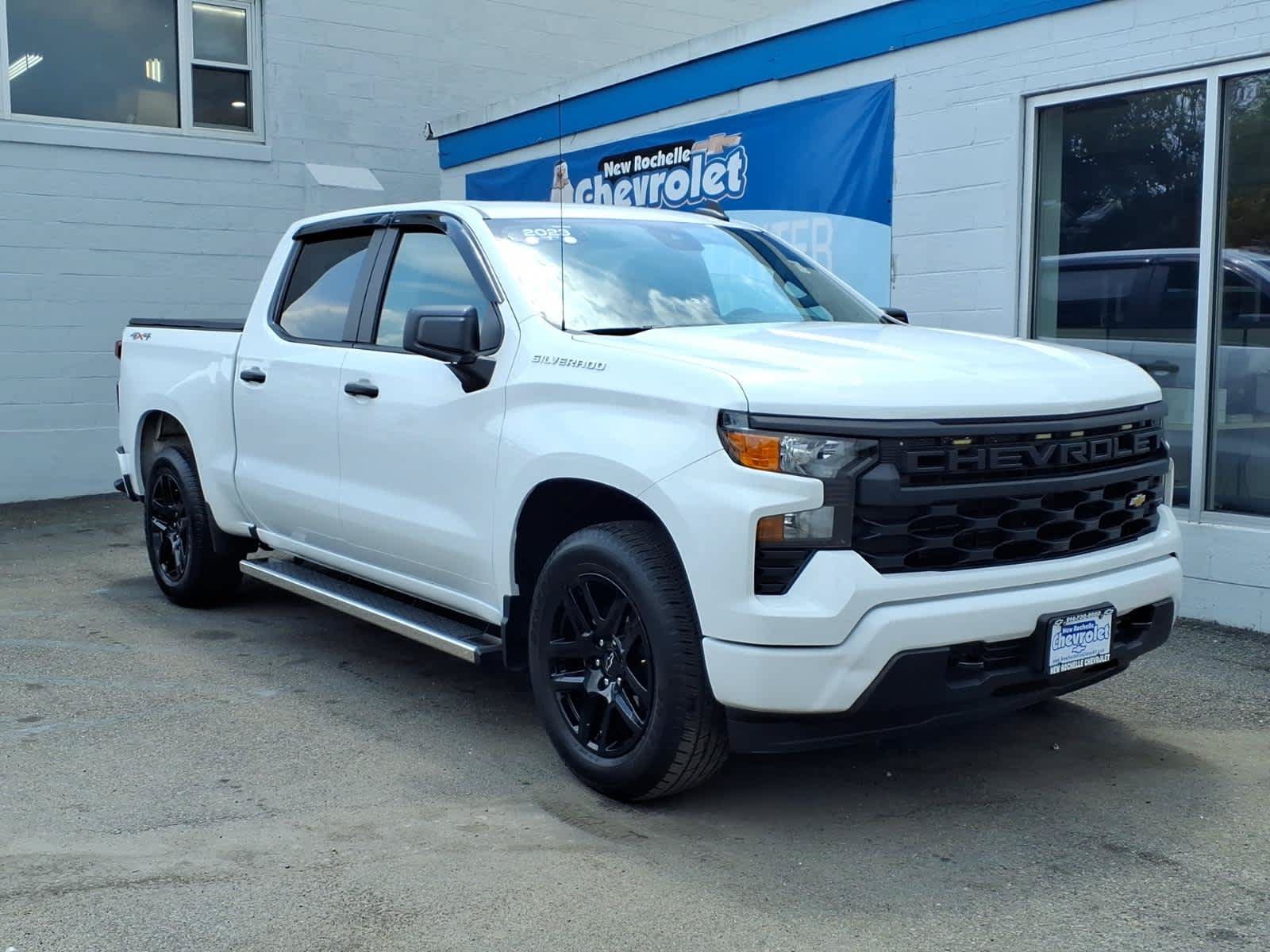 Certified 2023 Chevrolet Silverado 1500 Custom AWD/4WD image 1