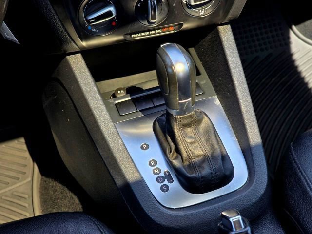 Used 2011 Volkswagen Jetta SE FWD image 21