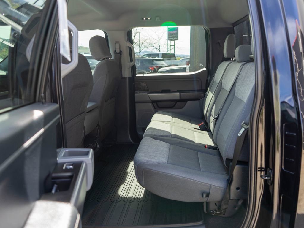 Used 2022 Ford F150 XLT w/ Equipment Group 302A High AWD/4WD image 12
