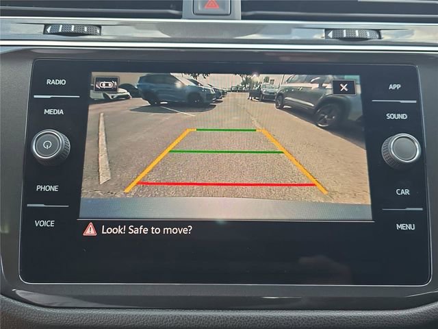 Used 2023 Volkswagen Tiguan SE R-Line FWD image 20