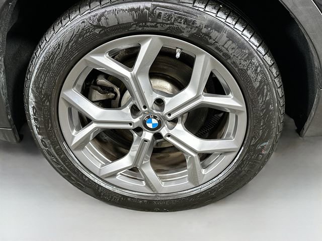 Used 2025 BMW X4 xDrive30i image 31
