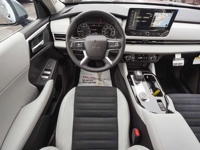 New 2026 Mitsubishi Outlander SE AWD/4WD image 45