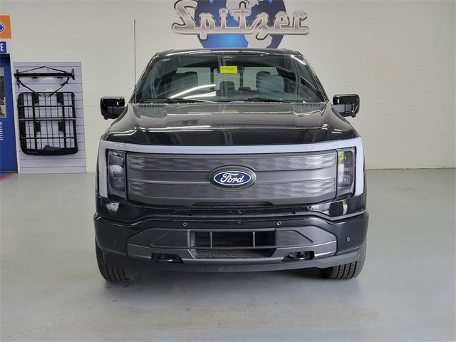 New 2025 Ford F150 Lightning Lariat image 10