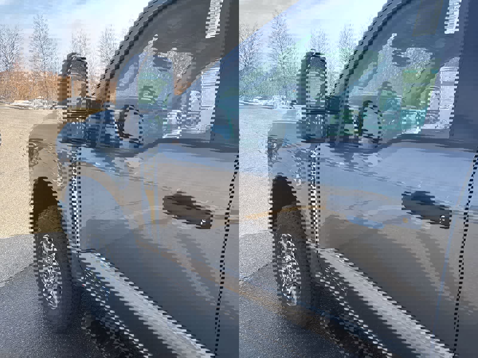 New 2025 Ford F250 XLT w/ FX4 Off-Road Package image 3