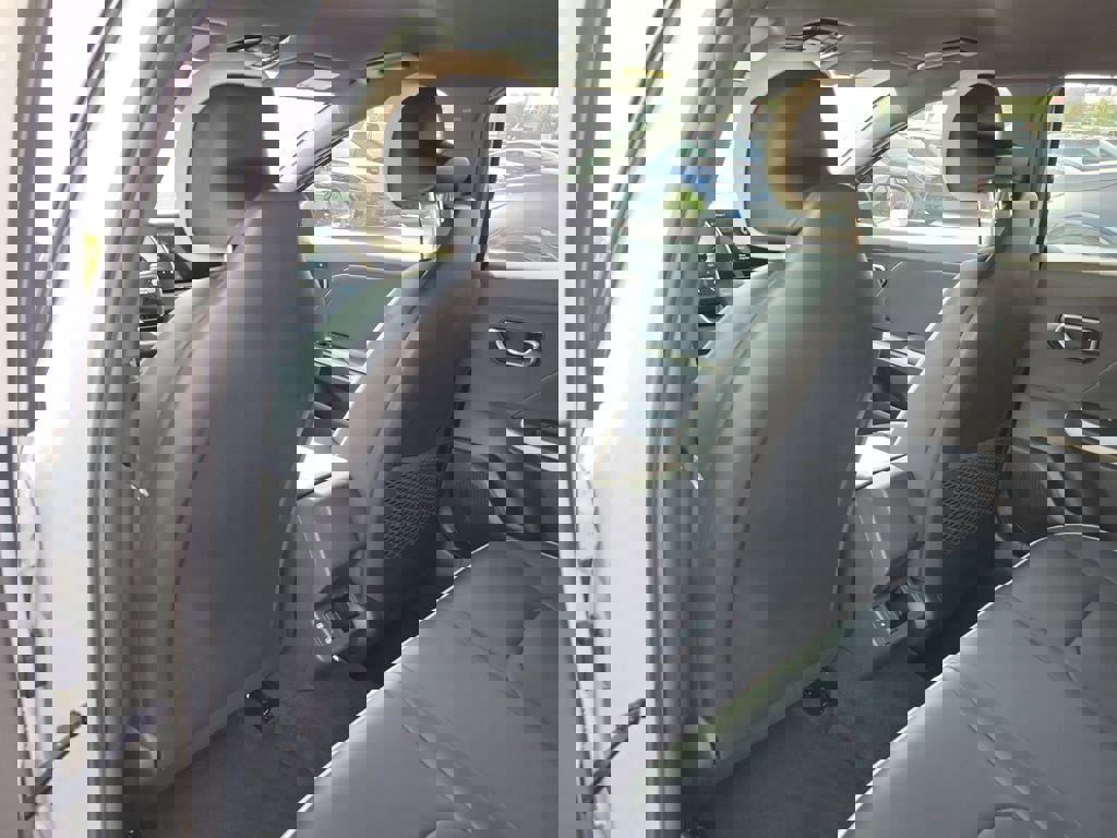 New 2026 Kia K4 GT-Line image 15