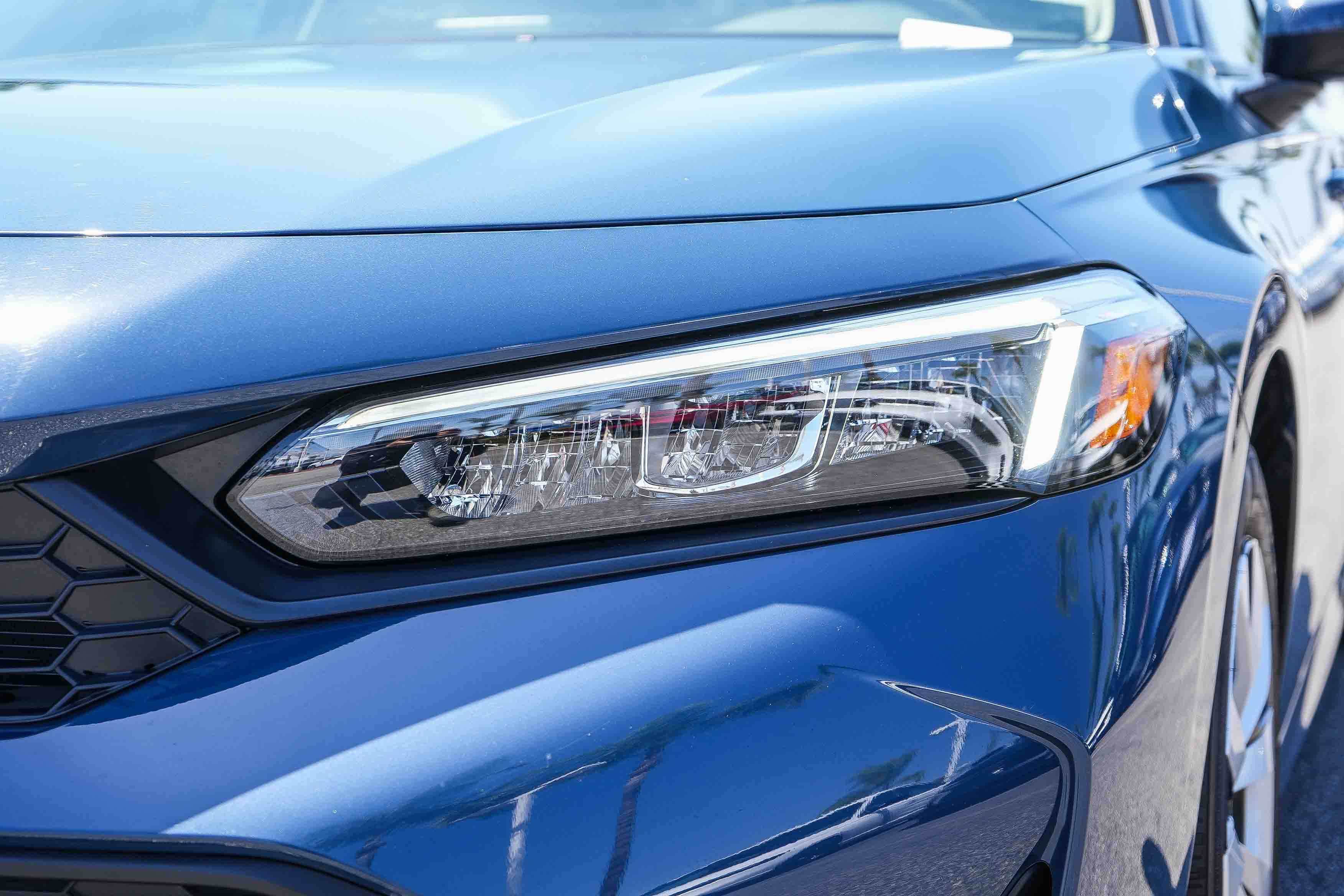 Certified 2025 Honda Civic LX image 4