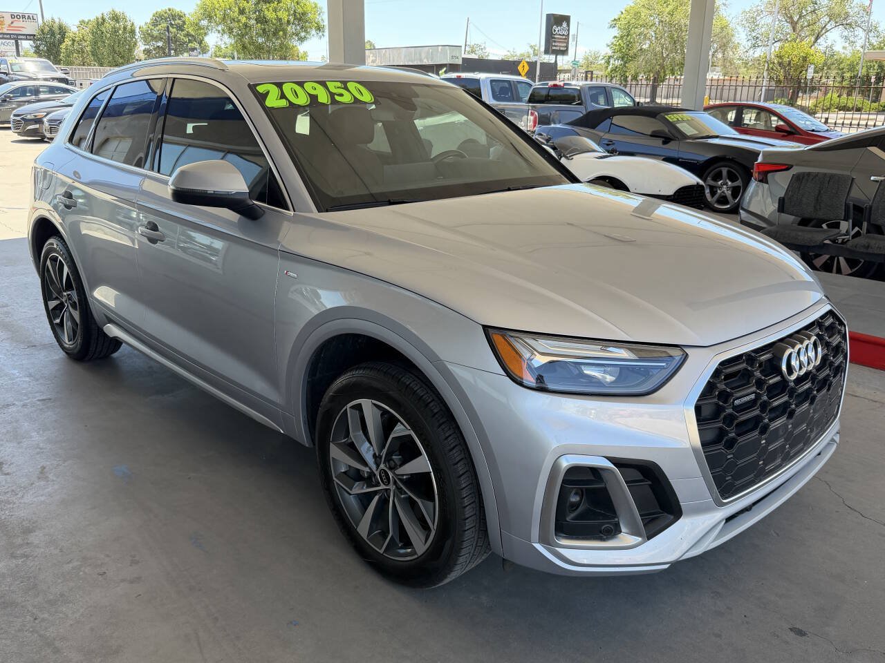 Used 2022 Audi Q5 2.0T Premium AWD/4WD image 2