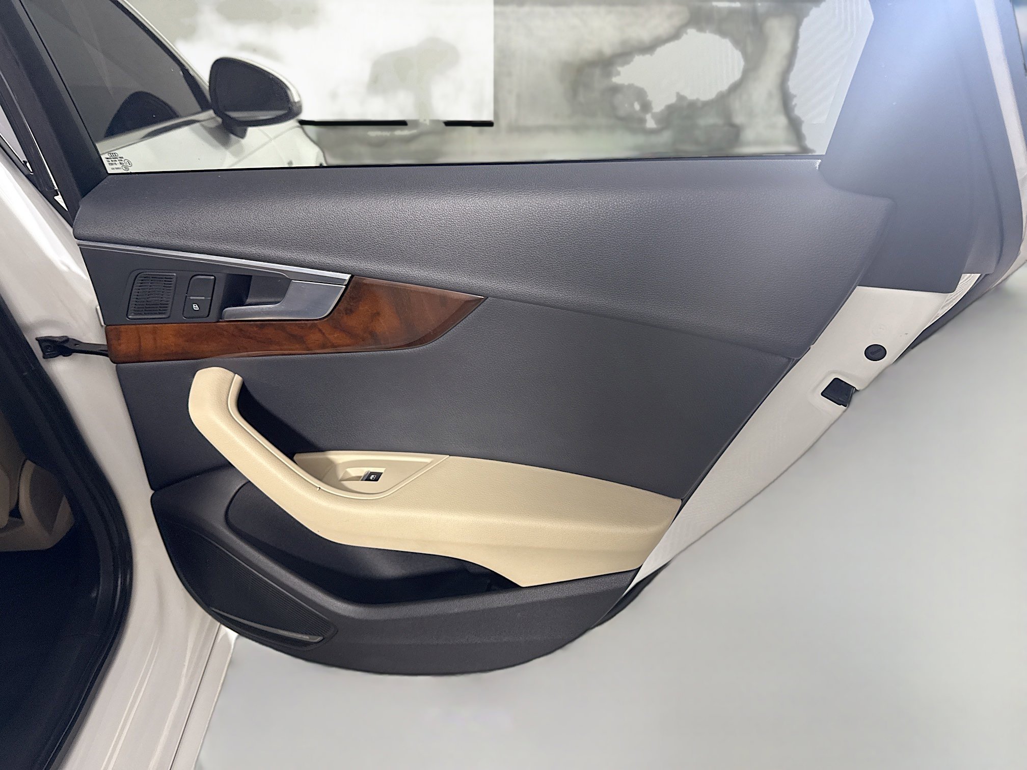 Used 2017 Audi A4 2.0T Premium Plus w/ Premium Plus Package image 28