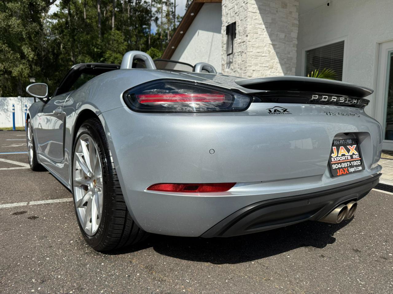 Used 2017 Porsche 718 Boxster S RWD image 3