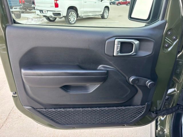 Used 2021 Jeep Wrangler Sport image 18