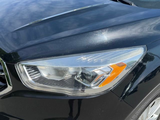 Used 2018 Ford Escape SEL FWD image 9