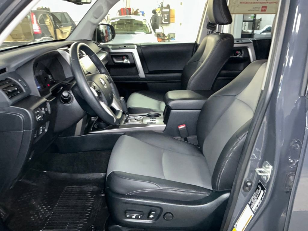 Certified 2024 Toyota 4Runner SR5 Premium image 9