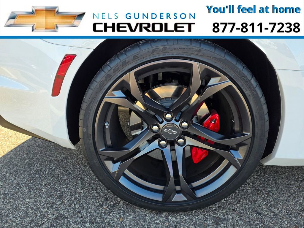 Used 2023 Chevrolet Camaro SS RWD image 9
