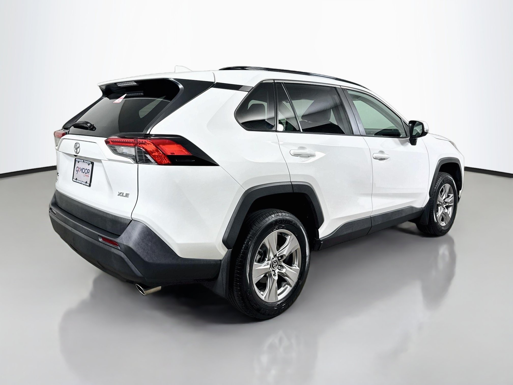 Certified 2024 Toyota RAV4 XLE w/ Convenience Package FWD image 7