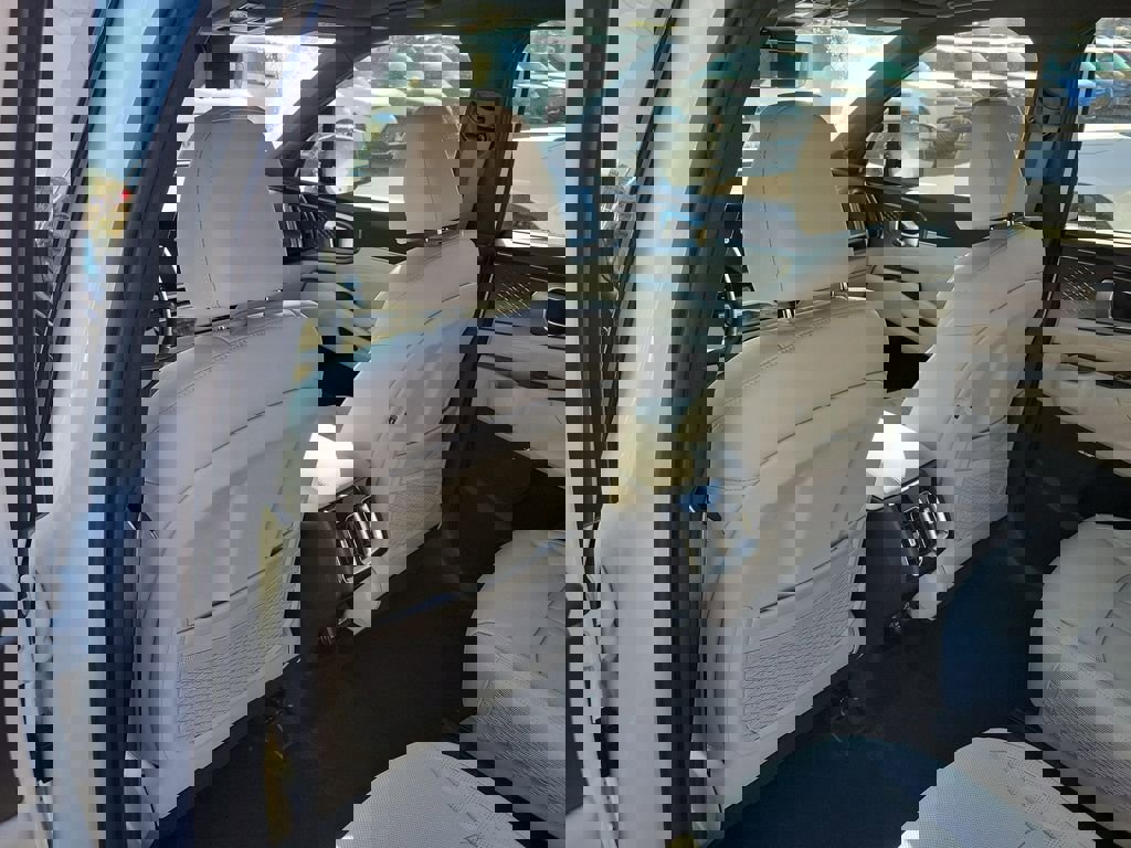 New 2026 Kia Sorento SX Prestige AWD/4WD image 17