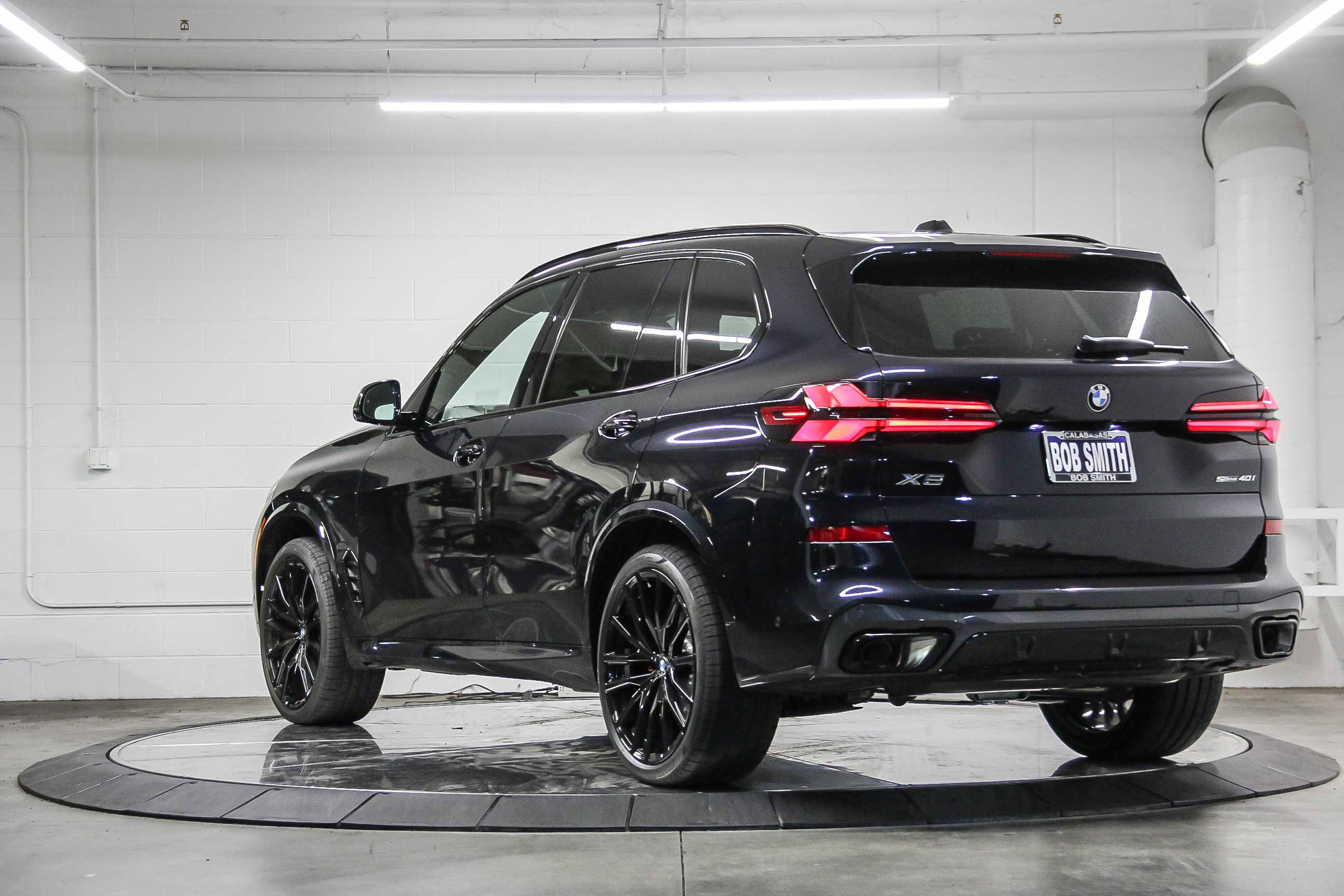 New 2026 BMW X5 sDrive40i w/ M Sport Package RWD image 4