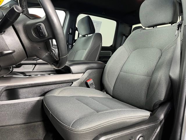 Used 2022 RAM 1500 Big Horn AWD/4WD image 16