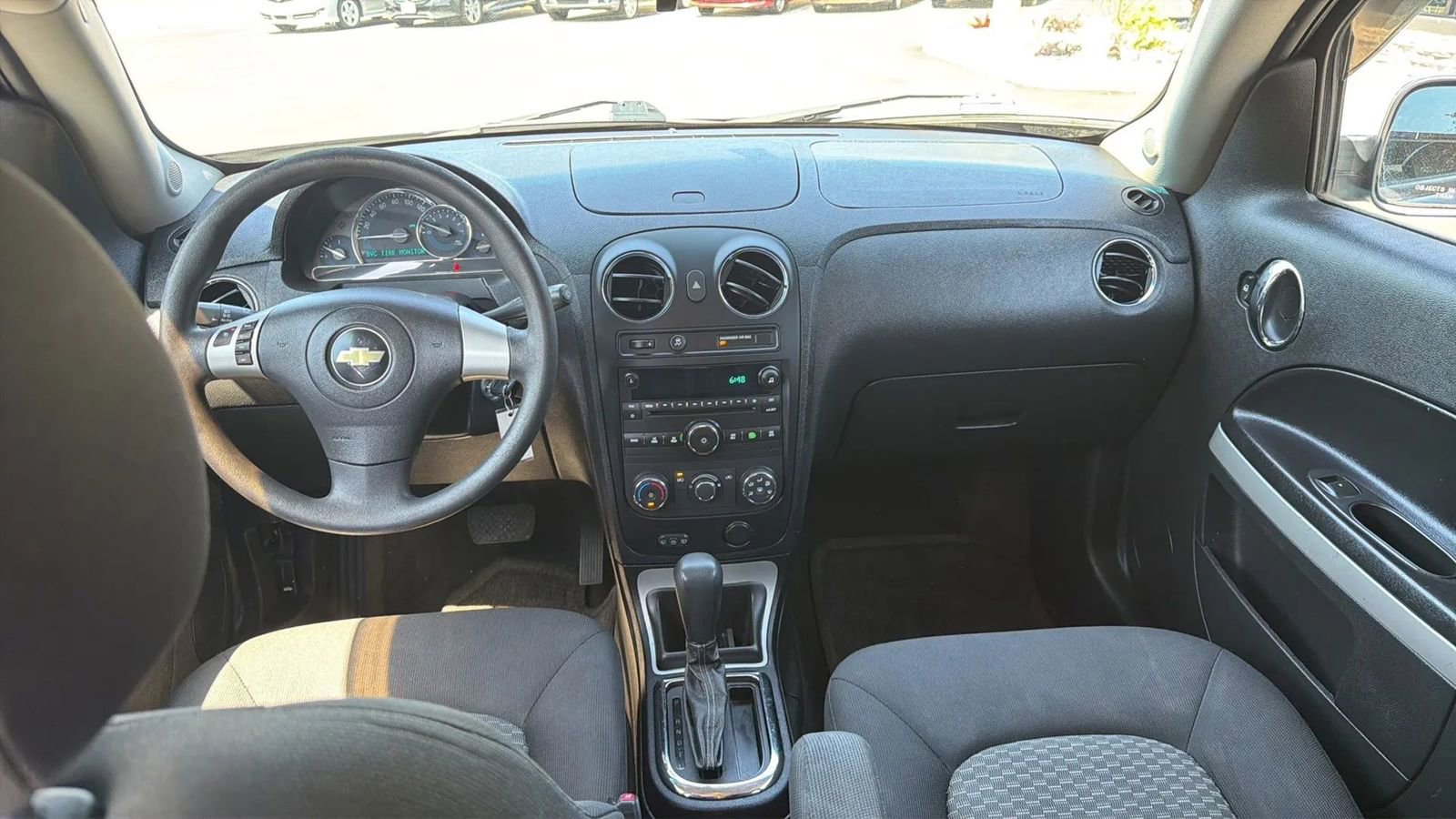 Used 2010 Chevrolet HHR LT image 8