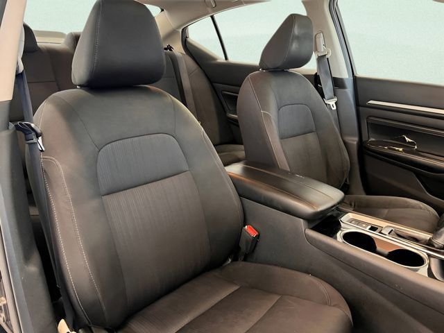 Used 2020 Nissan Altima 2.5 SV AWD/4WD image 12