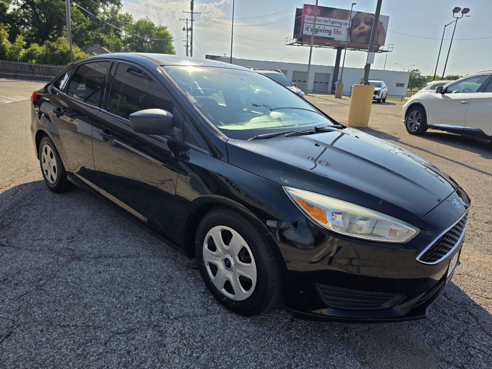 Used 2016 Ford Focus S FWD image 3